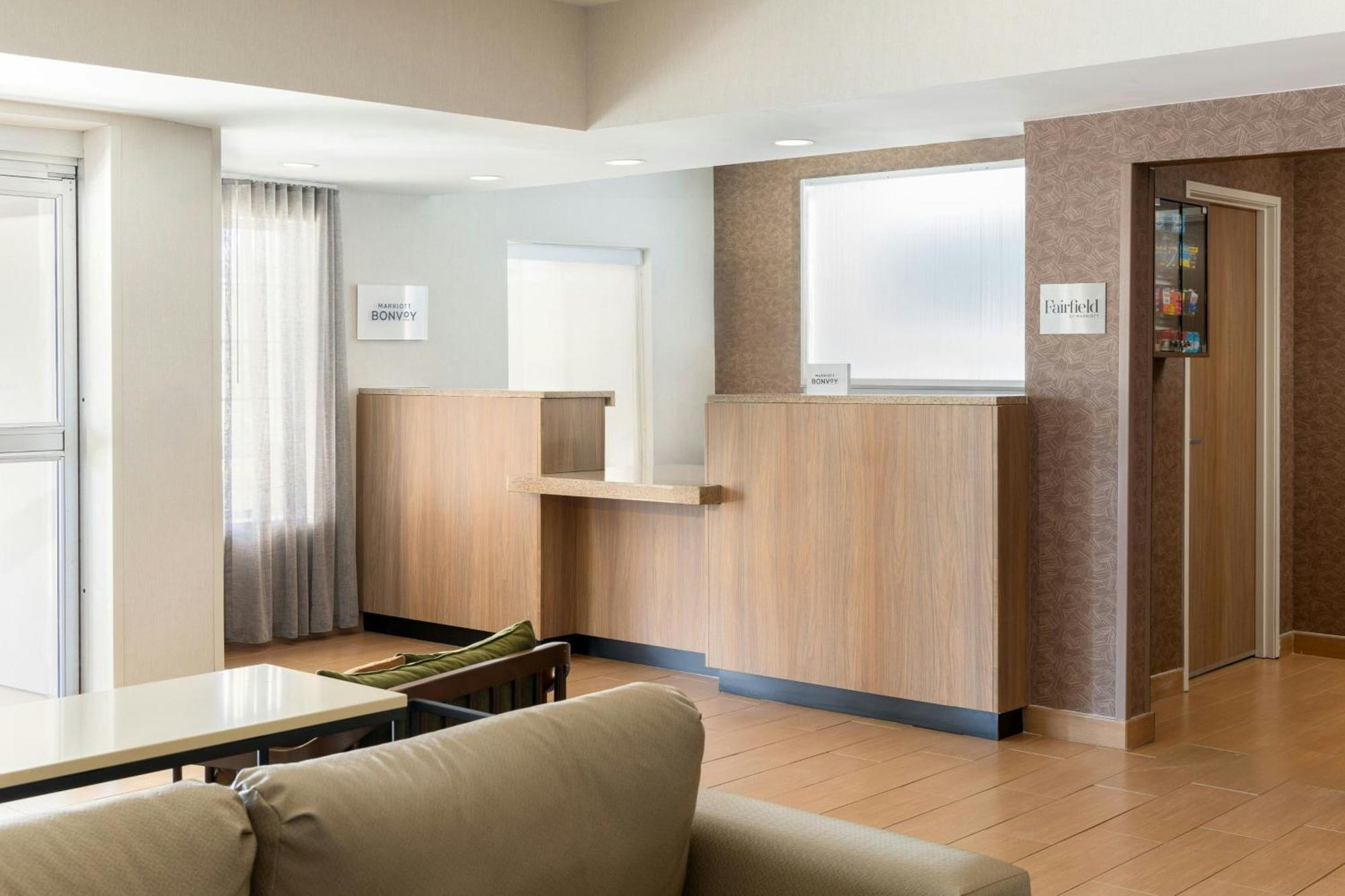 Hotel Fairfield By Marriott & Airport Spokane