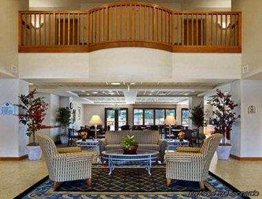 Fairfield By Marriott & Airport Hotel